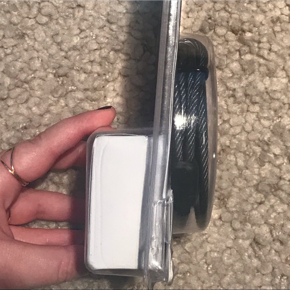 Laptop cable lock - Picture 4 of 4